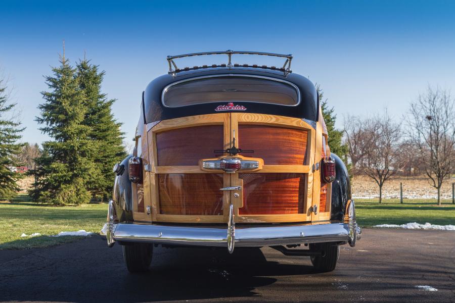  Chrysler Windsor Town & Country Station Wagon 1941 года  (фото 16 из 24)